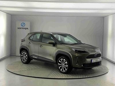 Cinzento Usado 2022 Toyota Yaris | € 24.990 (Preço justo)