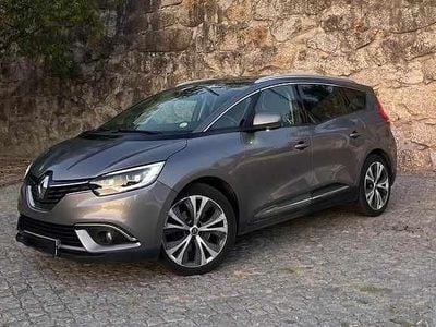 Cinzento Usado 2018 Renault Grand Scénic Monovolume | € 14.900