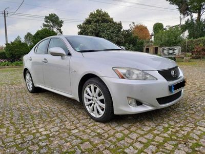 Lexus IS220d