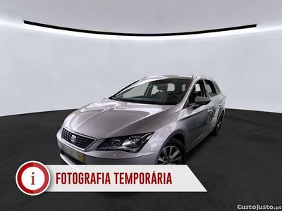 Cinza Usado 2019 Seat Leon ST Style Carrinha | € 13.890 (Preço justo)