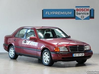 Vermelho Usado 1993 Mercedes C180 Elegance Sedan | € 4.990