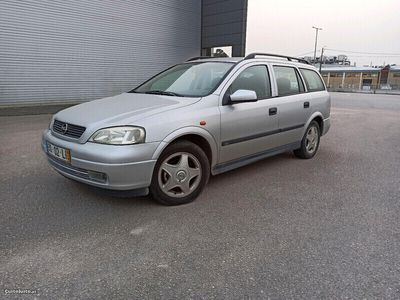 usado Opel Astra caravan 1.4