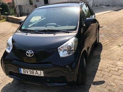 Toyota iQ