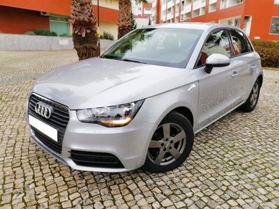 usado Audi A1 Sportback 1.6 TDI Advance Business Line