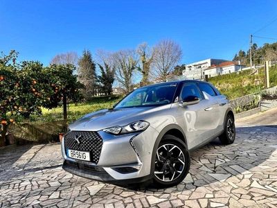 Usado DS Automobiles DS3 Crossback 102 HP (75 kW) 2021 Cinzento SUV