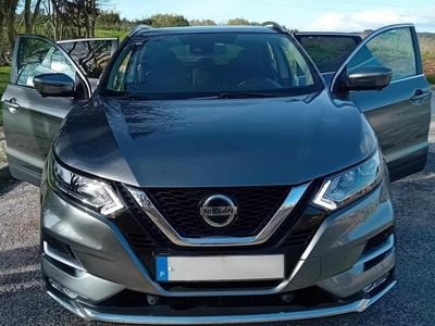 Usado Nissan Qashqai 116 HP (85 kW) 2018 Cinzento SUV