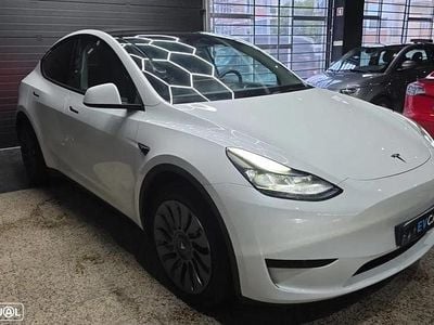 Branco Usado 2023 Tesla Model Y SUV | € 31.950 (Preço justo)