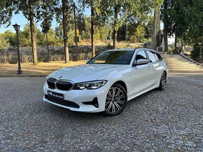 BMW 330e