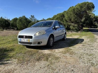 Usado Fiat Punto 70 HP (51 kW) 2008 Sedan