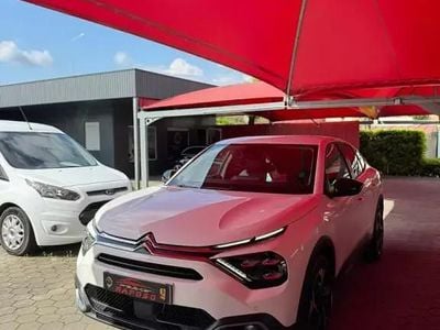 Branco Usado 2023 Citroën C4 X Shine SUV | € 24.500