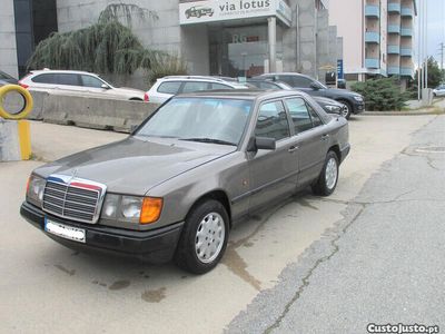 usado Mercedes 200 D Limusine