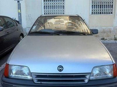 Usado 1989 Opel Kadett Sedan | € 1.250