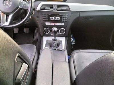 Mercedes C220