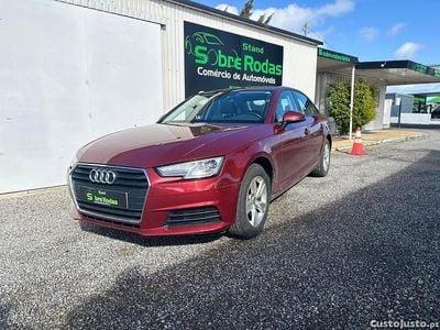 Vermelho Usado 2016 Audi A4 Sedan | € 20.900 (Preço justo)