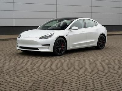Branco Usado 2021 Tesla Model 3 Sedan | € 24.950 (Super Preço)