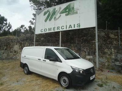 Usado Mercedes Vito 136 HP (100 kW) 2019 Branco Van