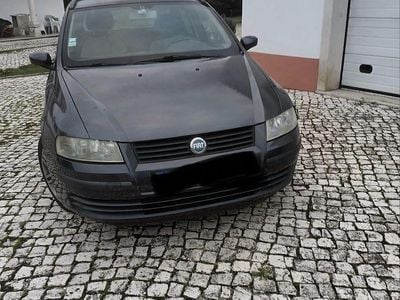Usado 2004 Fiat Stilo Sedan | € 2.400