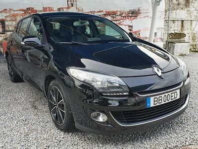 Preto Usado 2012 Renault Mégane III Bose Edition Sedan | € 8.350 (Caro)