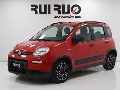 Usado Fiat Panda City Life 70 HP (51 kW) 2022 Vermelho Citadino