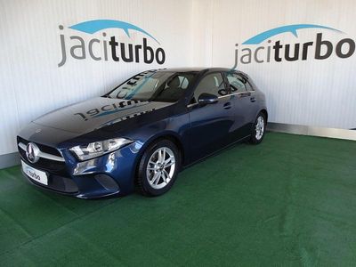 Cinza Usado 2020 Mercedes A180 Style Sedan | € 23.500 (Preço elevado)