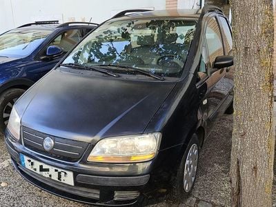 Usado 2006 Fiat Idea Monovolume | € 2.200
