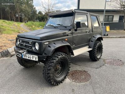 Suzuki Samurai