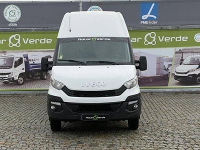 Branco Usado 2015 Iveco Daily | € 18.500