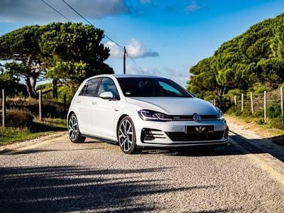 Branco Usado 2017 VW Golf VII GTI | € 29.999 (Caro)