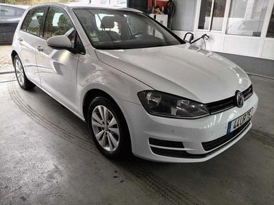 Usado VW Golf VII 105 HP (77 kW) 2014 Sedan