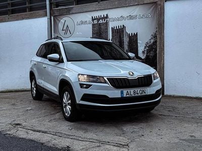 Usado Skoda Karoq Ambition 150 HP (110 kW) 2021 Branco SUV