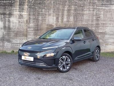 Usado Hyundai Kauai 100 kW (136 HP) 2022 Cinza SUV