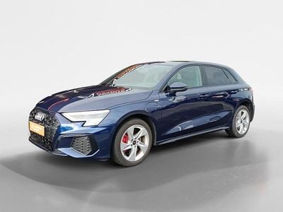 Azul Usado 2024 Audi A3 Sportback e-tron Citadino | € 36.517 (Preço justo)