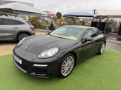 Usado Porsche Panamera 416 HP (305 kW) 2014 Cinzento Citadino