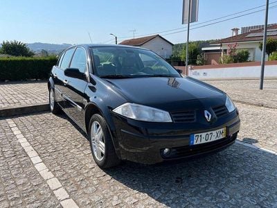 Usado 2004 Renault Mégane II Sedan | € 1.450 (Bom preço)