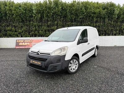 Usado Citroën Berlingo 90 HP (66 kW) 2015 Branco Monovolume