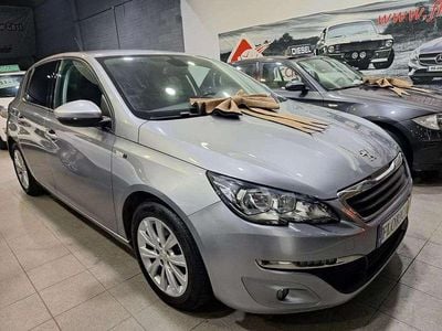 Cinza escuro Usado 2017 Peugeot 308 Style | € 9.490 (Bom preço)