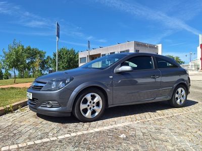 Opel Astra GTC