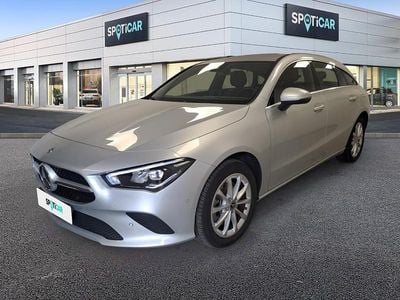 Usado Mercedes CLA250e 218 HP (160 kW) 2022 Cinzento Sedan