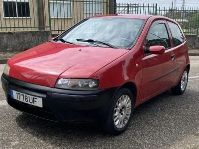 Usado Fiat Punto 2002 Citadino