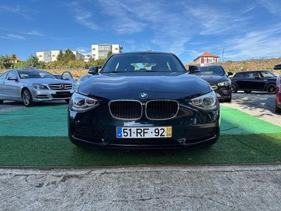 Azul Usado 2009 BMW 116 Sport Line Citadino | € 12.000 (Preço justo)