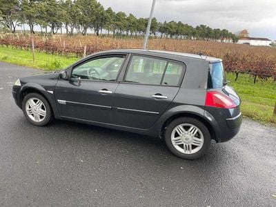 Cinzento Usado 2005 Renault Mégane II Citadino | € 5.500 (Caro)