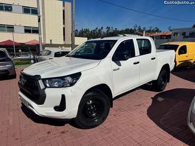 Branco Usado 2021 Toyota HiLux Pickup | € 39.500 (Preço elevado)