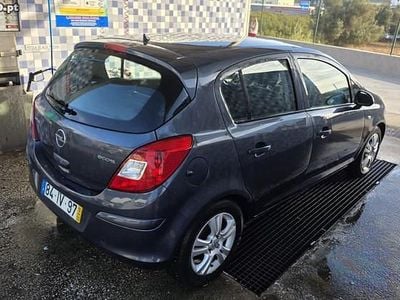 Cinza Usado 2010 Opel Corsa | € 3.250 (Super Preço)