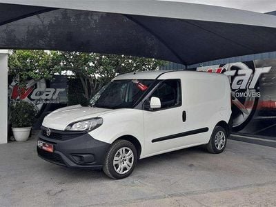 Usado Fiat Doblò 95 HP (69 kW) 2021 Branco Monovolume