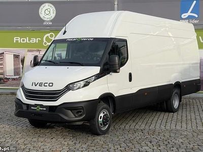 Branco Usado 2025 Iveco Daily | € 53.500