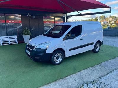 Branco Usado 2017 Peugeot Partner Monovolume | € 9.750 (Preço elevado)