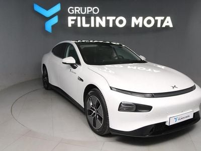 Usado XPENG P7 202 kW (276 HP) 2025 Branco Sedan