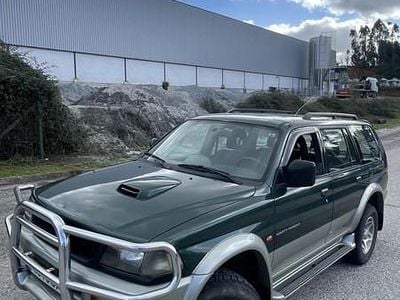 Usado Mitsubishi Pajero Sport 115 HP (84 kW) 1999 Verde SUV