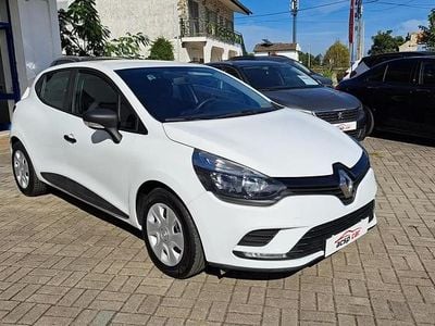 Branco Usado 2019 Renault Clio IV Zen Sedan | € 12.900 (Preço elevado)