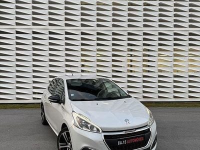 Usado 2016 Peugeot 208 GT-line Citadino | € 9.900 (Preço justo)